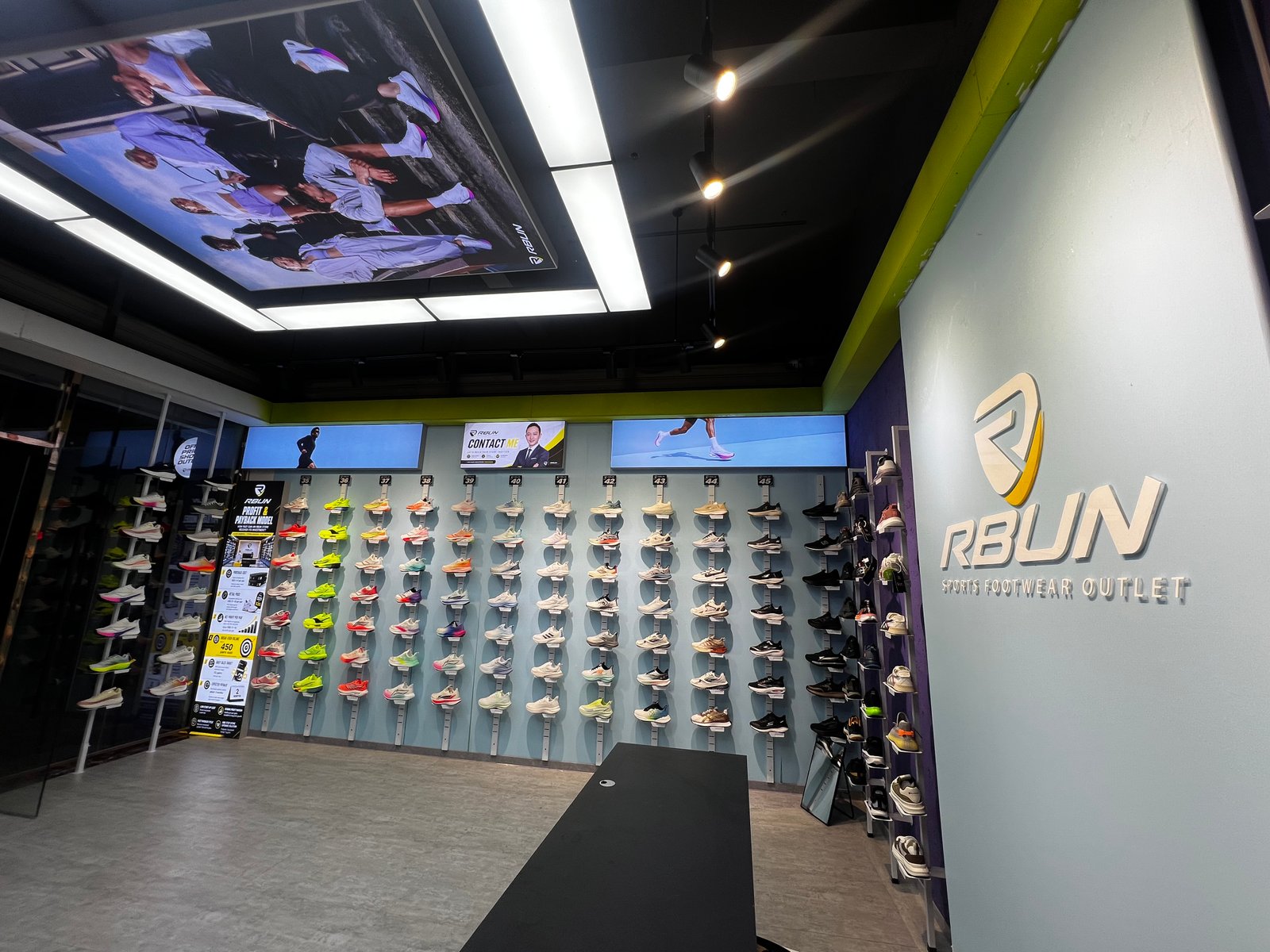 RBUN store interior